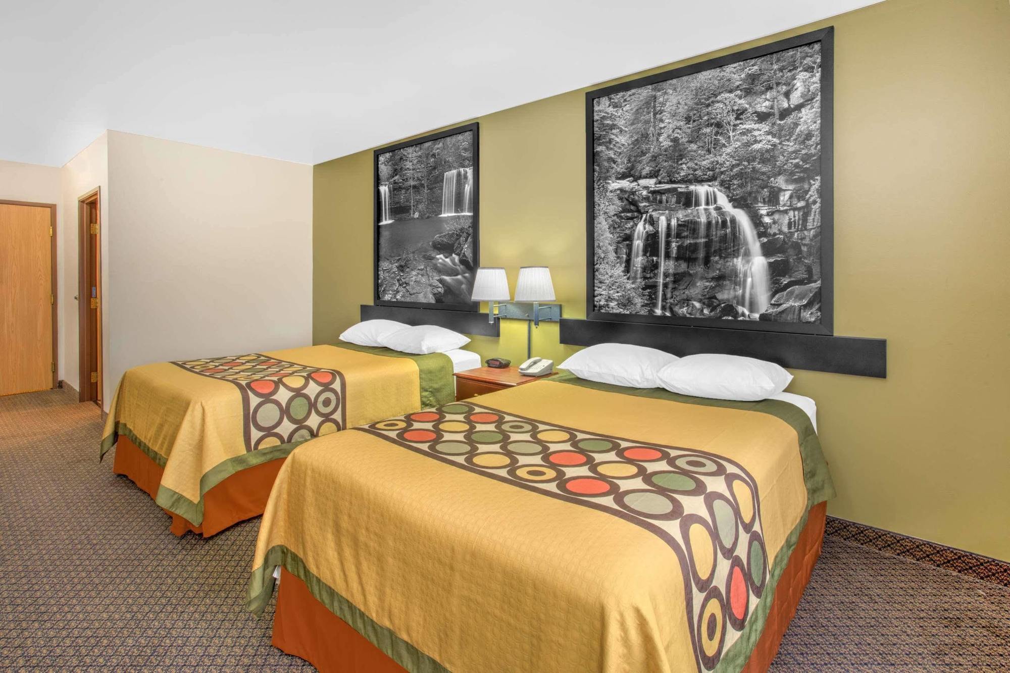Super 8 By Wyndham Galva Hotel Bagian luar foto