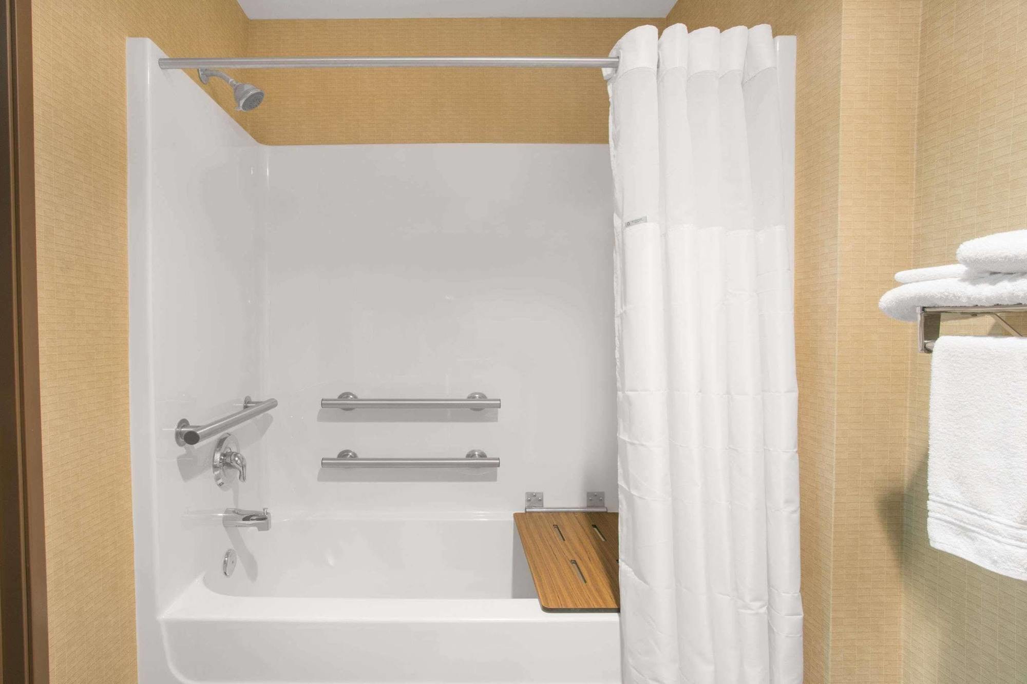 Super 8 By Wyndham Galva Hotel Bagian luar foto